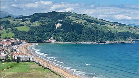 playa nudista san sebastian|Playas nudistas de Gipuzkoa